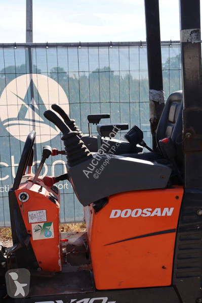 Skovl Doosan DX10Z