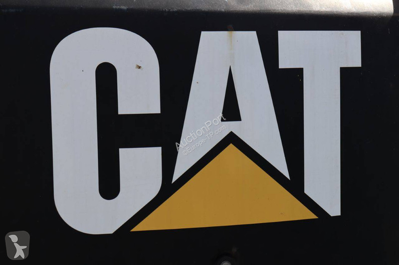 جرافة Caterpillar 308E2