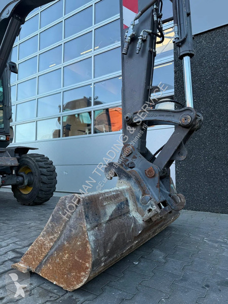 Escavadora Volvo EW60E