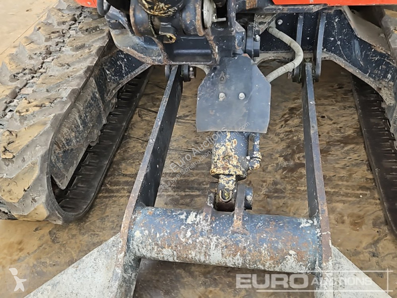 Lopatový nakládač Kubota KX057-4