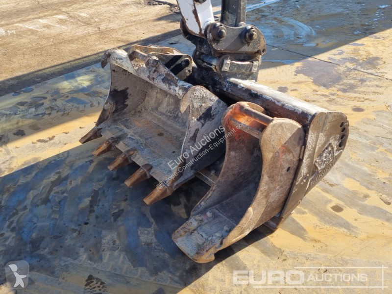 Lopatový nakládač Bobcat E27Z