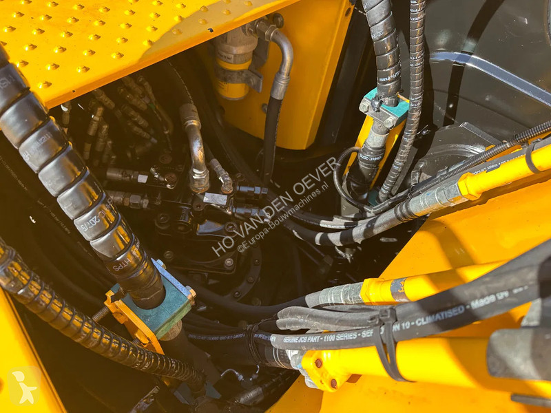 Graafmachine JCB plus