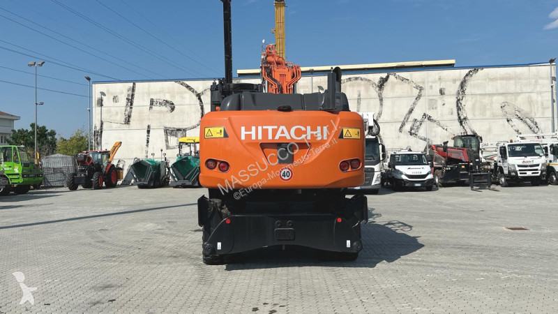 Rýpadlo Hitachi ZX220W-7