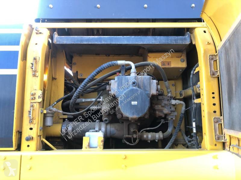 جرافة Komatsu PC490LC-11E0