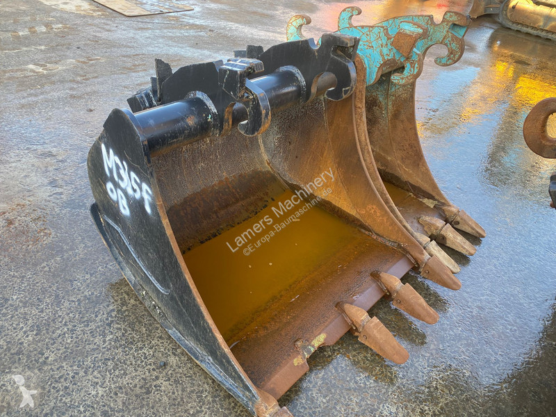 جرافة Caterpillar F