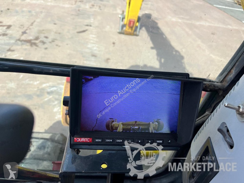 Екскаватор Komatsu 138US2
