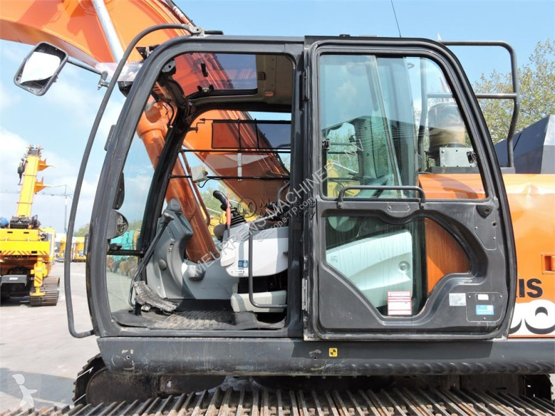 جرافة Hitachi 0