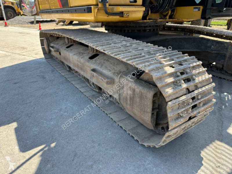 Rýpadlo Caterpillar 320FL