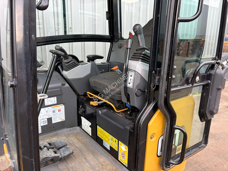 Rýpadlo Caterpillar 3018-05