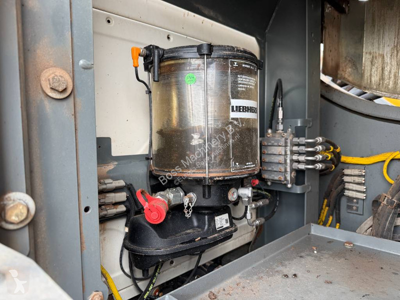 Skovl Liebherr LC - Automatic Greasing / Rear +...