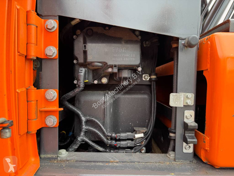 Skovl Doosan 5 - Hammer Lines / Rear + Side Camera