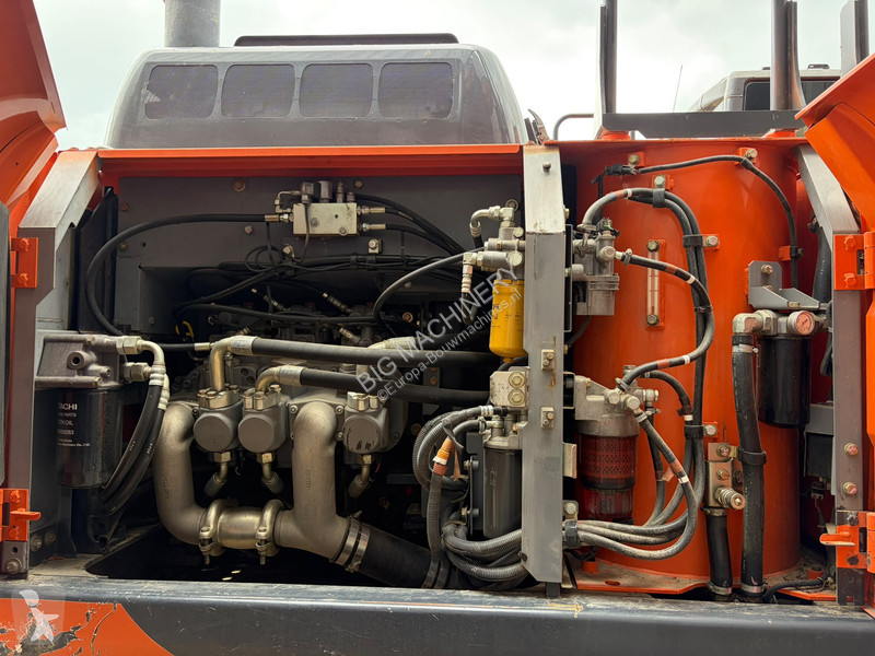 Skovl Hitachi 6