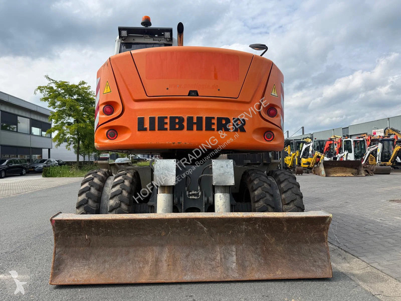جرافة Liebherr Compact | A/C