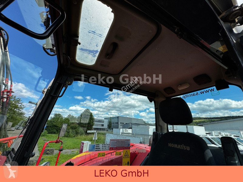 Rýpadlo Komatsu PW118MR-8 Mit Drei Löffeln