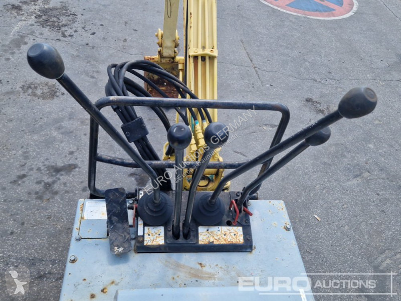 Rýpadlo Komatsu PC03
