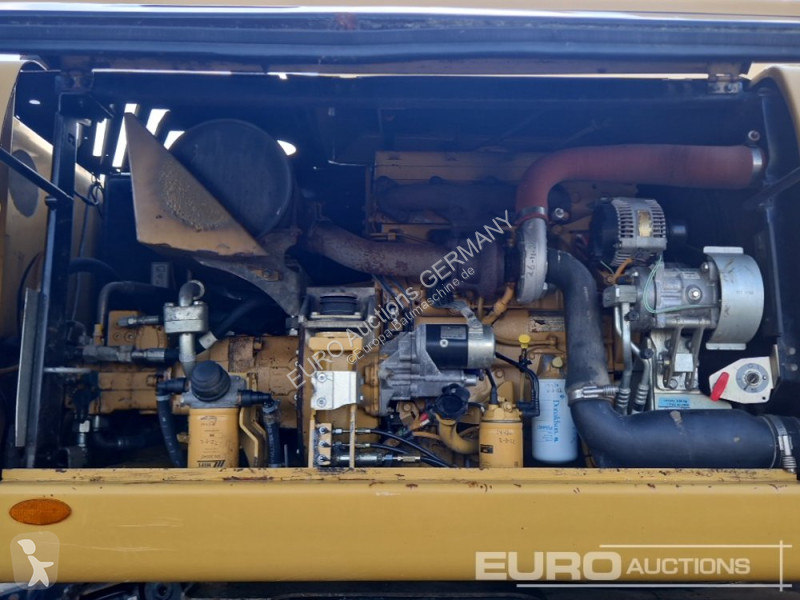 Escavatore Caterpillar D