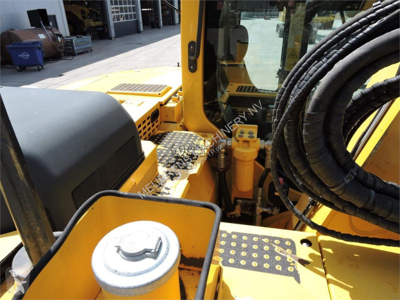 Rýpadlo Komatsu PC138