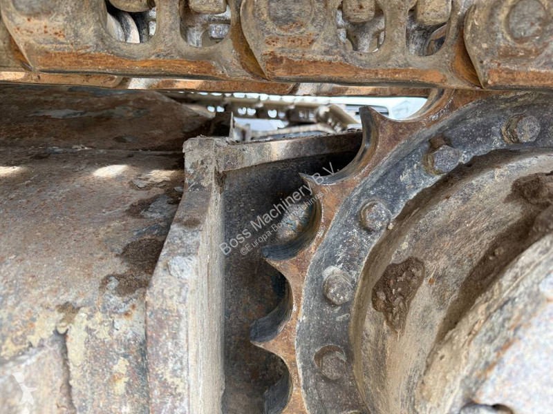 جرافة Hitachi - Quick Coupler / Automatic Greasing