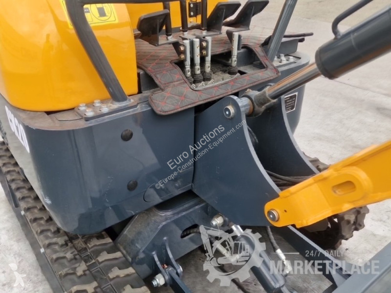 Екскаватор Captok CK20