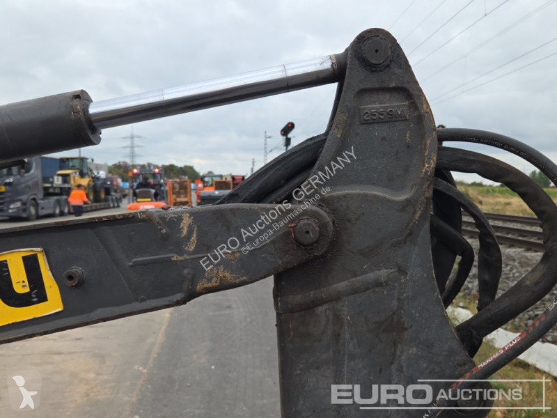 Excavator Volvo EC15E