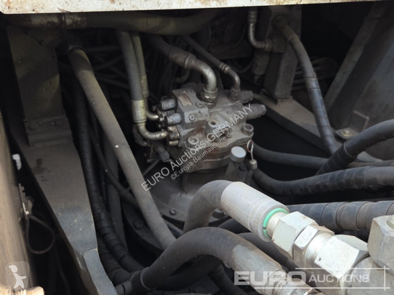 جرافة Hitachi ZX290LCN-5B