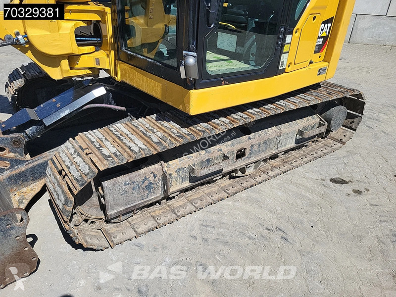 Lopatový nakládač Caterpillar CR