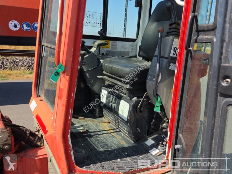 جرافة Yanmar ViO25-4