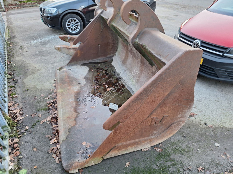 Excavator Caterpillar