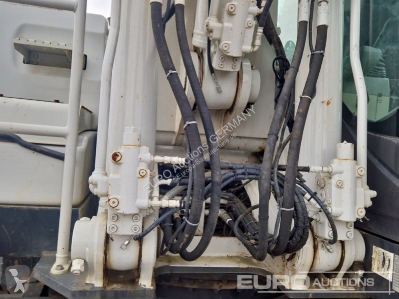 Pelle Hitachi ZX220W-5