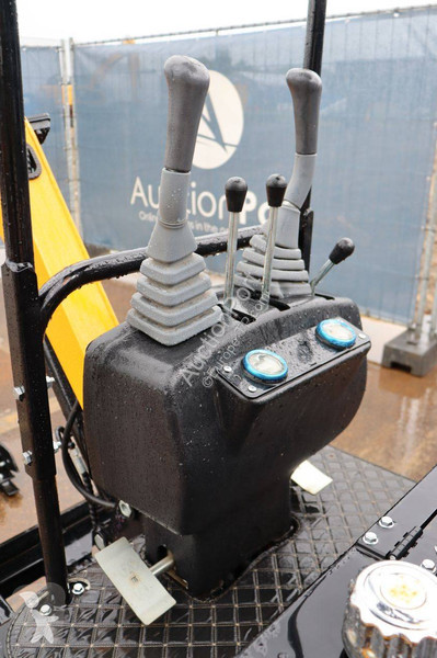 Excavadora JPC HT12