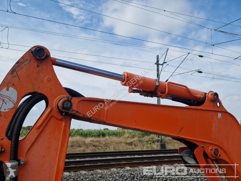 Багер Kubota U274