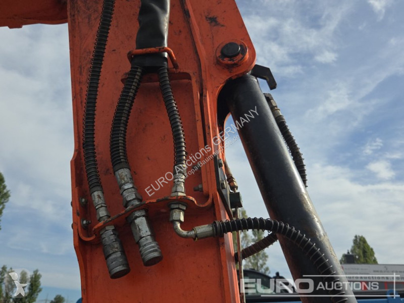 Excavadora JCB 86C-1
