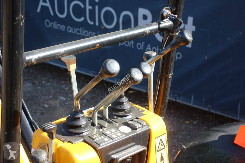 Excavadora JCB CT