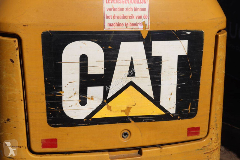 Excavadora Caterpillar