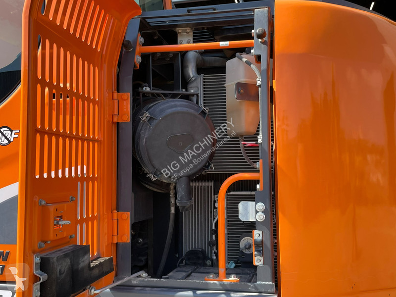 Excavadora Doosan 5