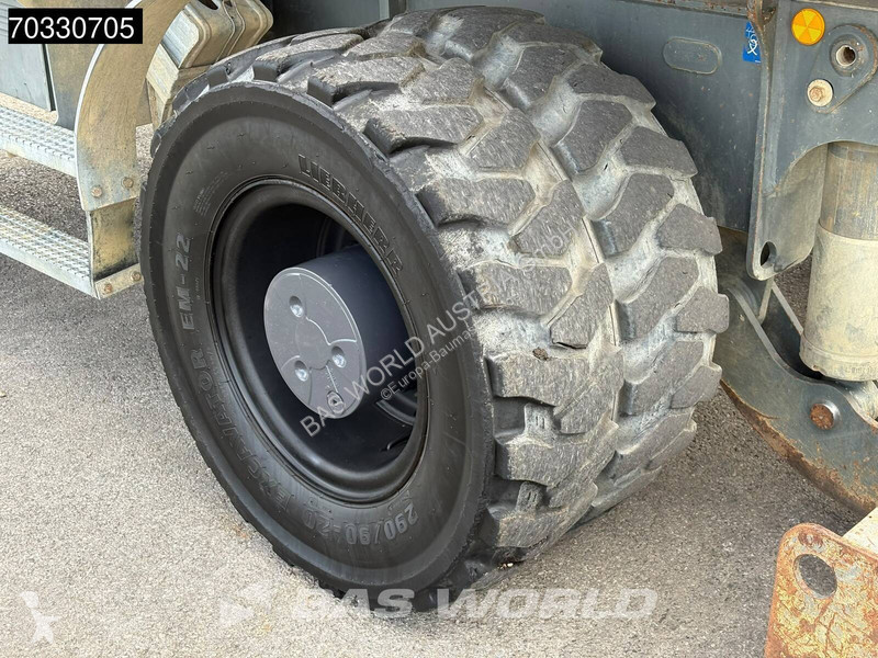 Багер Liebherr A920