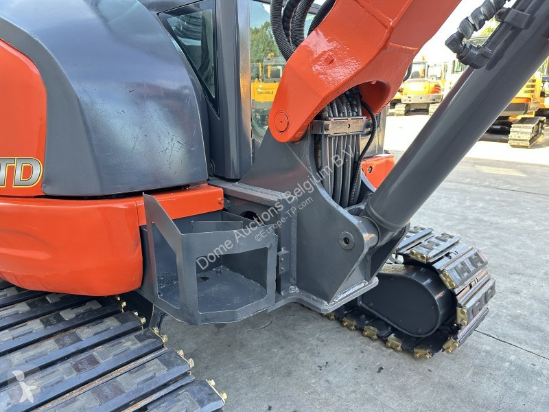 Pelle Kubota KX155-5