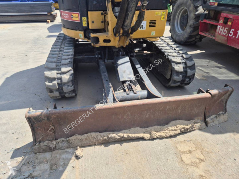 Escavadora Caterpillar 302.7-07CR