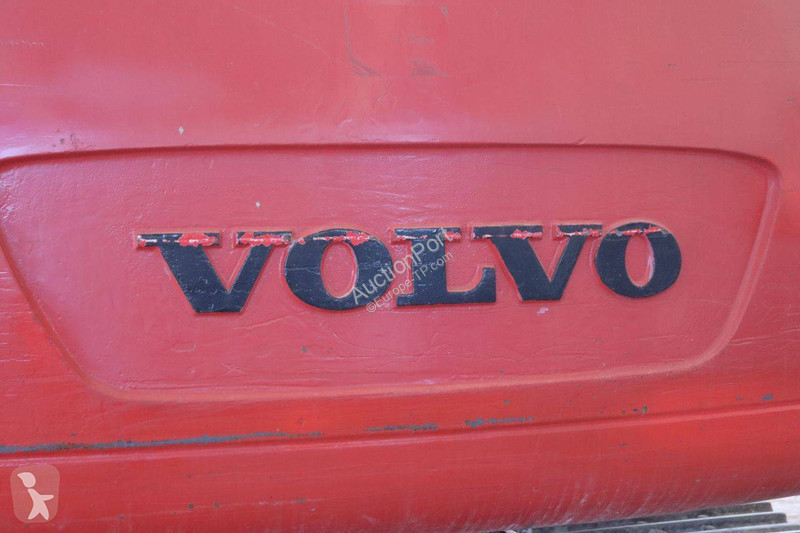 جرافة Volvo 0B