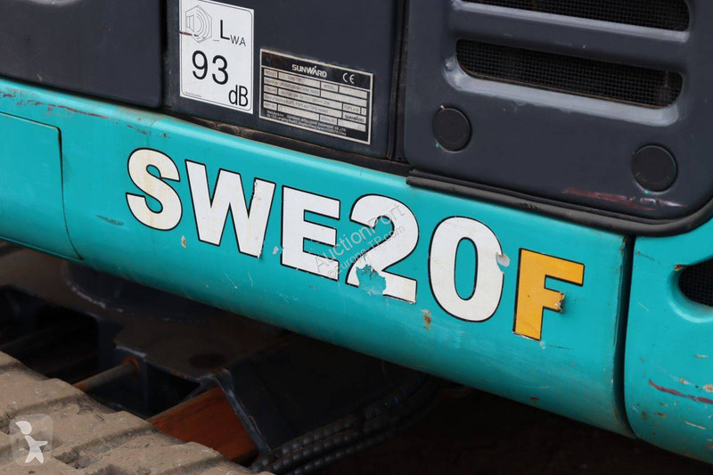 جرافة Sunward SWE20F