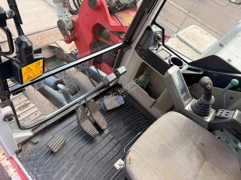 Skovel Takeuchi