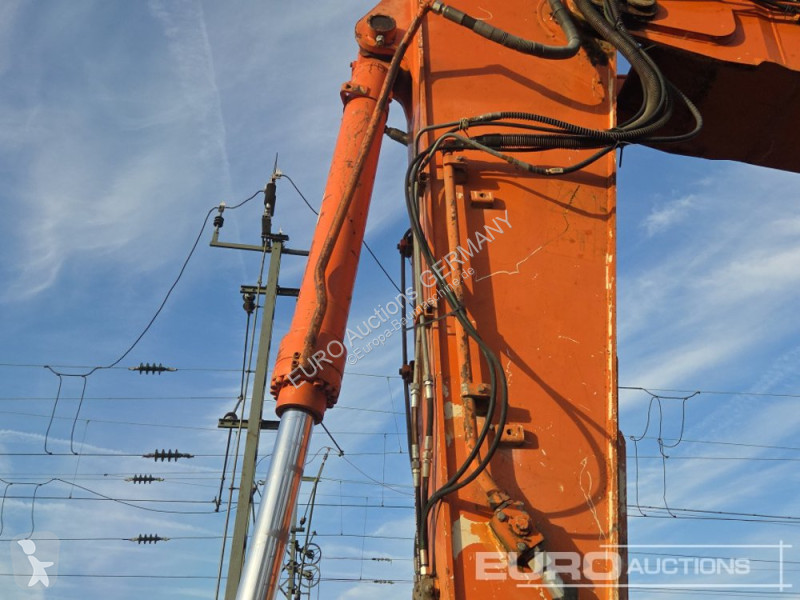 Skovel Hitachi 3