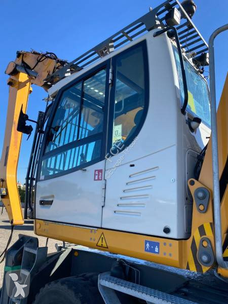 Lopatový nakládač Liebherr LH 26 M...