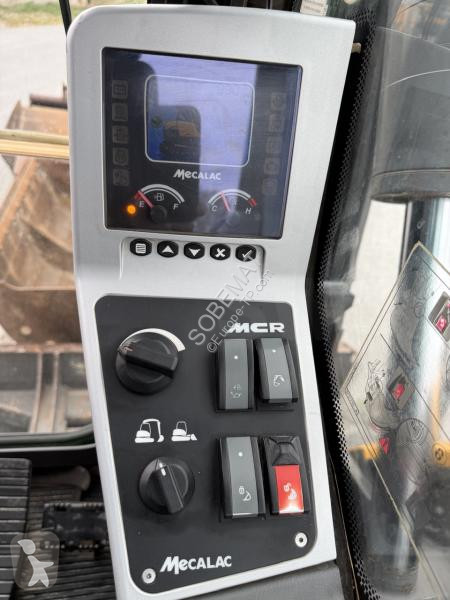 Excavadora Mecalac