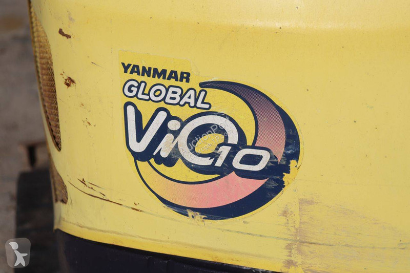 Pelle Yanmar ViO10-2A