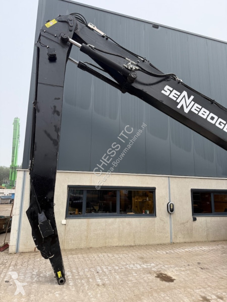 Pelle Sennebogen 825 E - 825 E - 825 E - 825 -