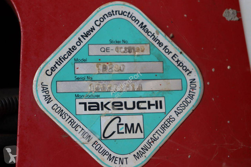 Pelle Takeuchi