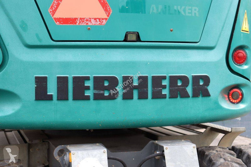 Pelle Liebherr Compact