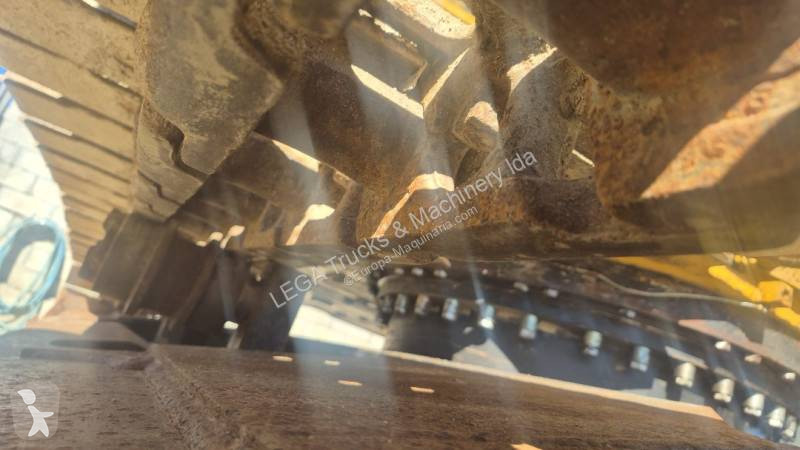 Excavator Caterpillar 320L