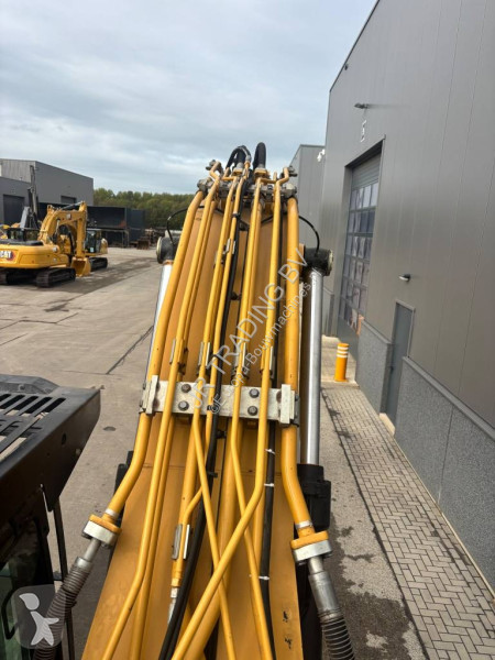 Pelle Caterpillar 330 F L N OQ 80